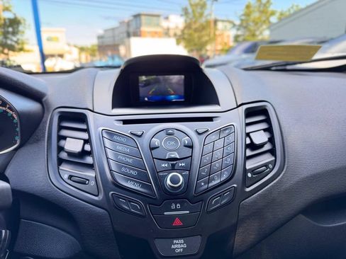 Used 2019 Ford Fiesta SE w/ Cold Weather Package FWD image 20