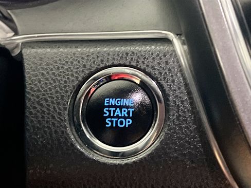 Used 2020 Toyota Camry XSE FWD image 19
