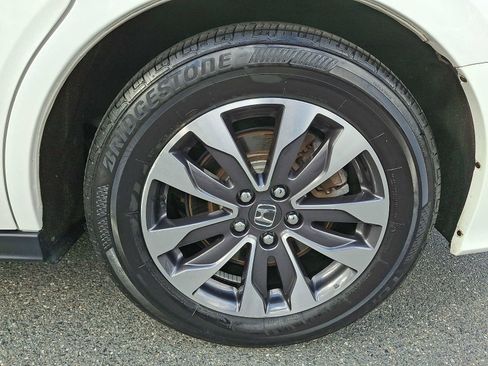 Used 2023 Honda Odyssey EX-L image 7