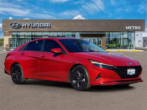 Used 2021 Hyundai Elantra SEL w/ Cargo Package image 1