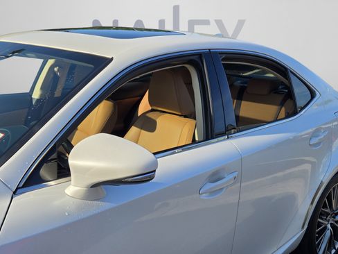 Used 2016 Lexus IS 200t w/ Navigation System Package RWD image 10