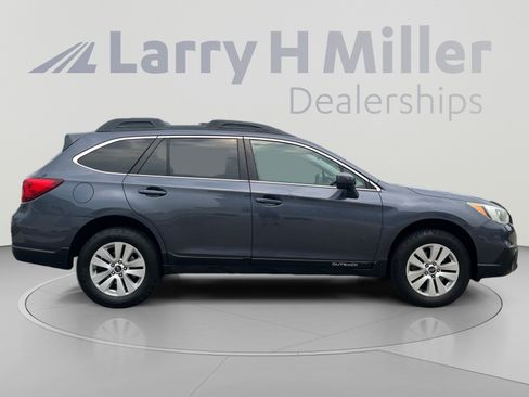 Used 2015 Subaru Outback 2.5i Premium AWD/4WD image 2