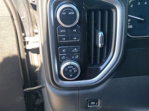 Used 2021 GMC Sierra 1500 SLT w/ SLT Premium Package AWD/4WD image 22