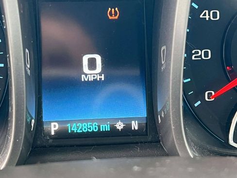 Used 2016 Chevrolet Malibu LT w/ Power Convenience Package FWD image 6