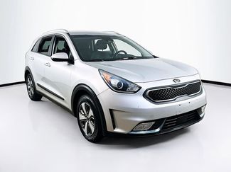 Used 2018 Kia Niro LX video 1