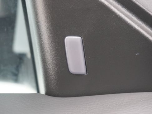 Used 2022 Nissan Sentra SV w/ Trunk Package FWD image 21