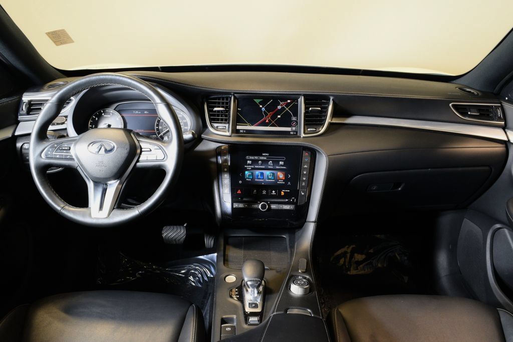 Used 2020 INFINITI QX50 Essential w/ Edition 30 Package AWD/4WD image 16