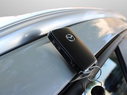 New 2025 MAZDA CX-30 AWD 2.5 S w/ Select Sport Pkg image 18