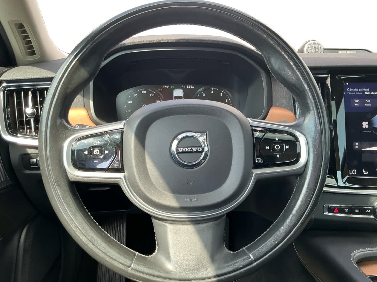 Used 2017 Volvo S90 T6 Inscription w/ Vision Package AWD/4WD image 12