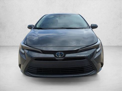 Certified 2024 Toyota Corolla LE FWD image 2