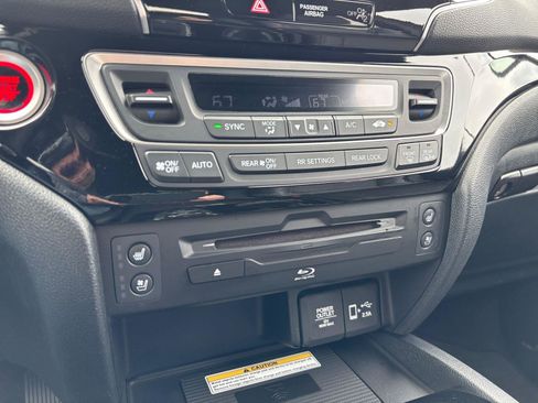 Used 2021 Honda Pilot Black Edition image 28
