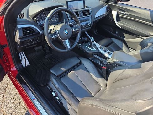 Used 2016 BMW M235i xDrive Convertible AWD/4WD image 4
