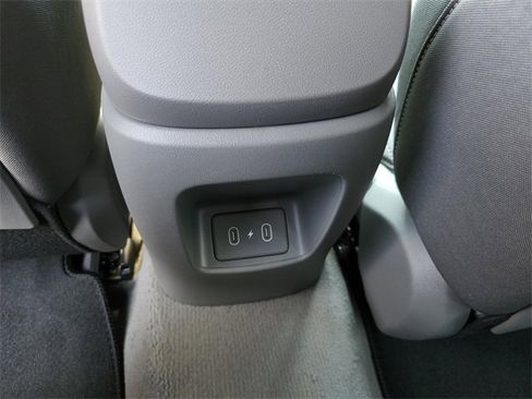 New 2025 Hyundai Elantra Sport image 9