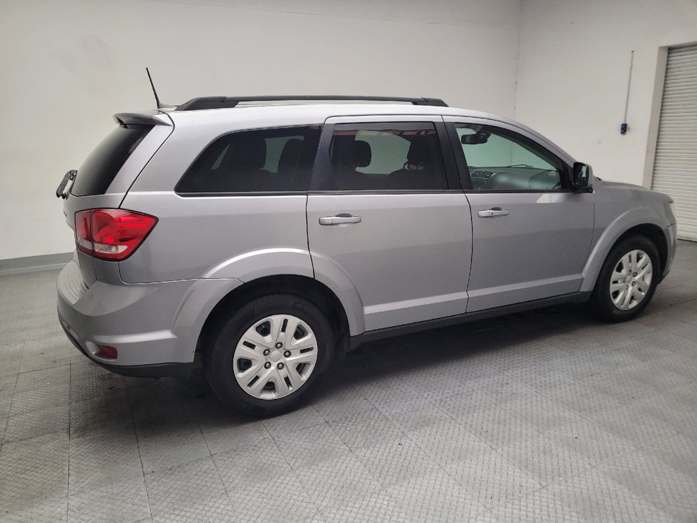 Used 2019 Dodge Journey SE w/ Connectivity Group FWD image 10