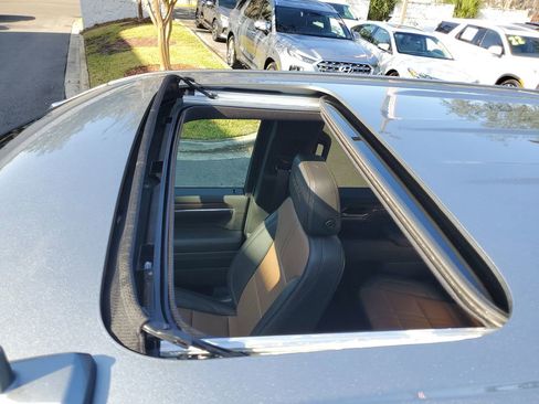 Used 2024 Chevrolet Silverado 3500 High Country w/ Technology Package image 46