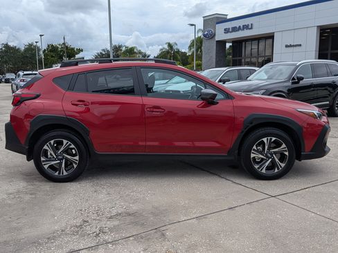 Used 2026 Subaru Crosstrek 2.5i Premium AWD/4WD image 3