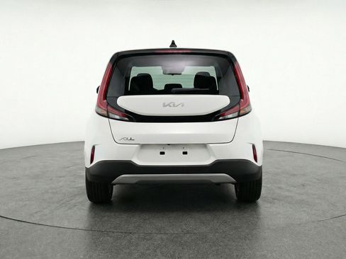 Used 2025 Kia Soul LX w/ LX Technology Package image 7