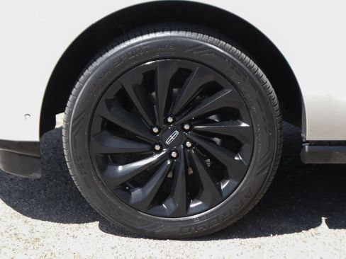 Used 2020 Lincoln Navigator Reserve w/ Equipment Group 208A Reserve AWD/4WD image 52