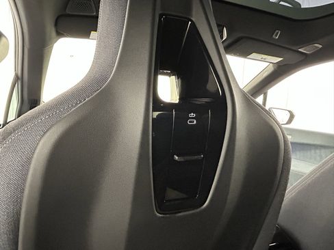 Used 2025 BMW iX M60 image 34