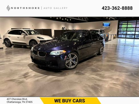 Used 2013 BMW M5 RWD image 1