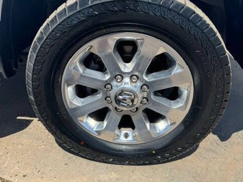Used 2023 RAM 2500 Laramie AWD/4WD image 38