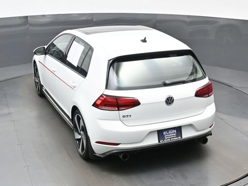 Used 2018 Volkswagen GTI SE FWD image 36