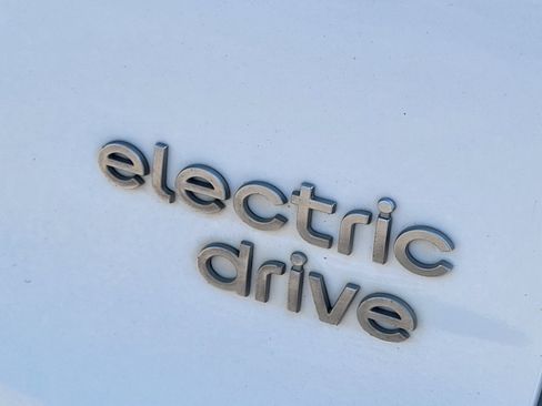 Used 2015 smart fortwo passion RWD image 9