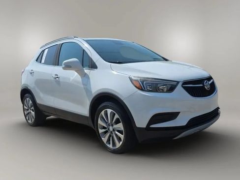 Used 2018 Buick Encore Preferred FWD image 3