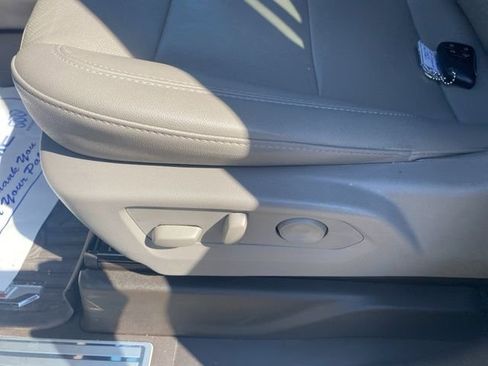 Used 2023 Chevrolet Silverado 1500 LTZ w/ LTZ Premium Package image 18