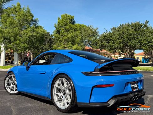 Used 2025 Porsche 911 GT3 RWD image 48
