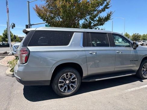 Used 2024 Chevrolet Suburban LS w/ Max Trailering Package RWD image 7