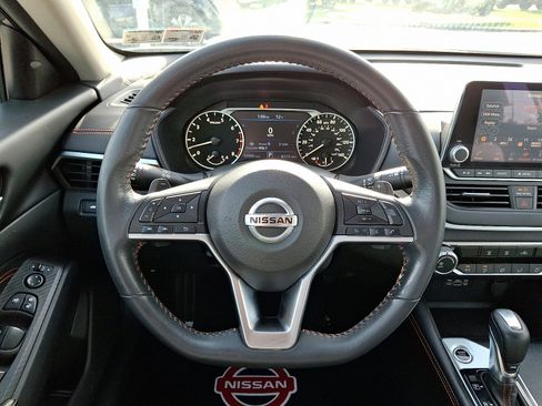 Certified 2022 Nissan Altima 2.5 SR image 21