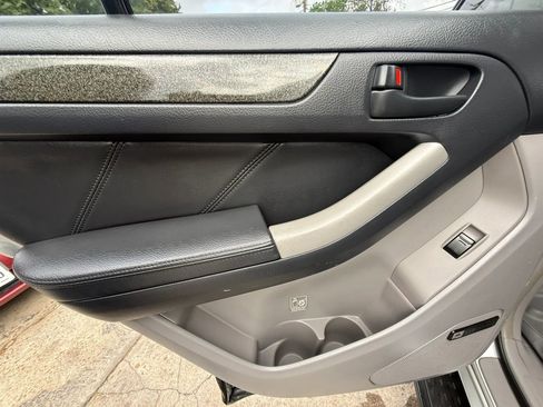 Used 2005 Toyota 4Runner Limited image 23