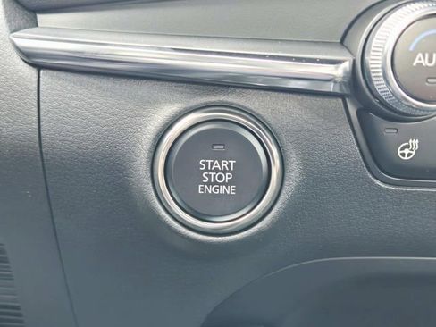 New 2026 MAZDA MAZDA3 Hatchback w/Premium Plus Pkg AWD/4WD image 28
