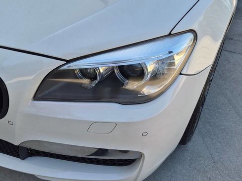 Used 2013 BMW 740Li xDrive AWD/4WD image 12