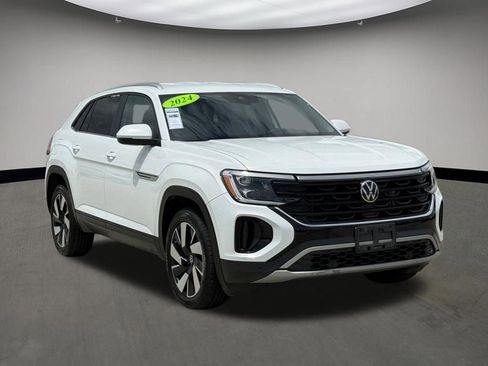 Used 2024 Volkswagen Atlas Cross Sport SE FWD image 1