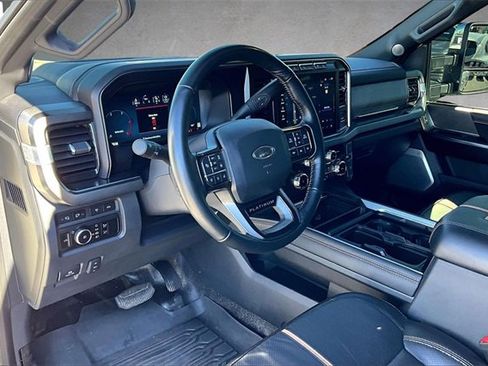 Used 2023 Ford F250 Platinum image 12