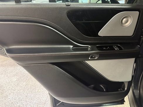 Used 2022 Lincoln Aviator Reserve w/ Equipment Group 201A image 26