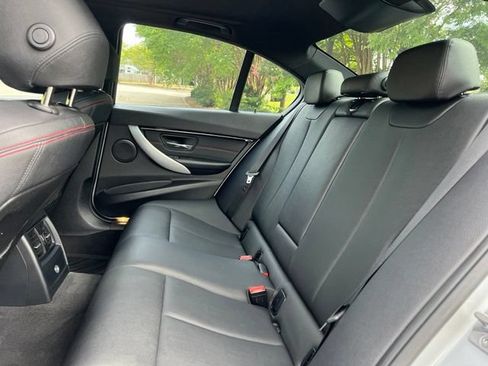 Used 2016 BMW 328i Sedan RWD image 17
