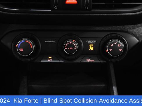 Used 2024 Kia Forte LXS w/ LXS Technology Package FWD image 21