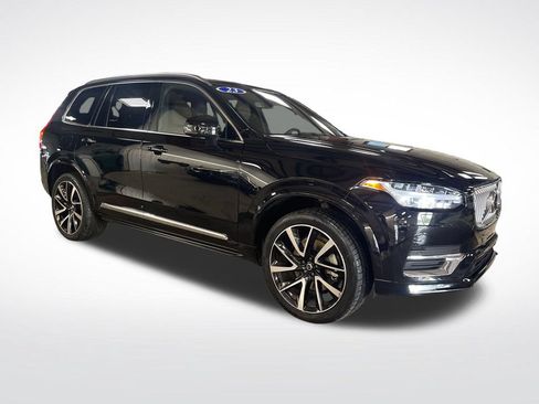 Used 2023 Volvo XC90 B6 Plus w/ Protection Package Premier AWD/4WD image 8