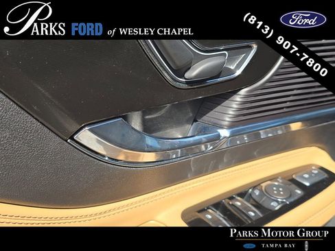 Used 2022 Lincoln Corsair Reserve FWD image 18