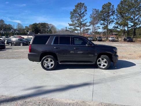 Used 2017 Chevrolet Tahoe LT RWD image 12