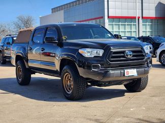 Used 2023 Toyota Tacoma SR video 2
