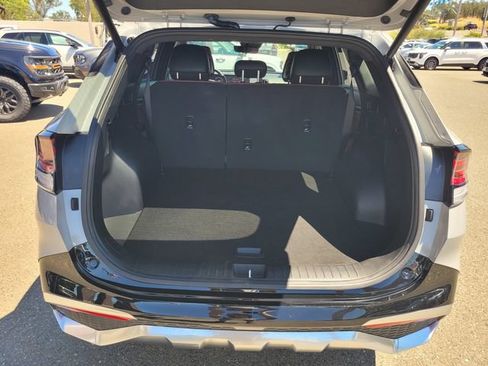 Used 2024 Kia Sportage SX FWD image 8