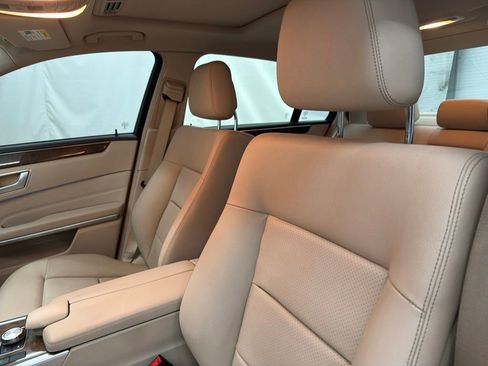 Used 2014 Mercedes-Benz E 350 Sedan image 13