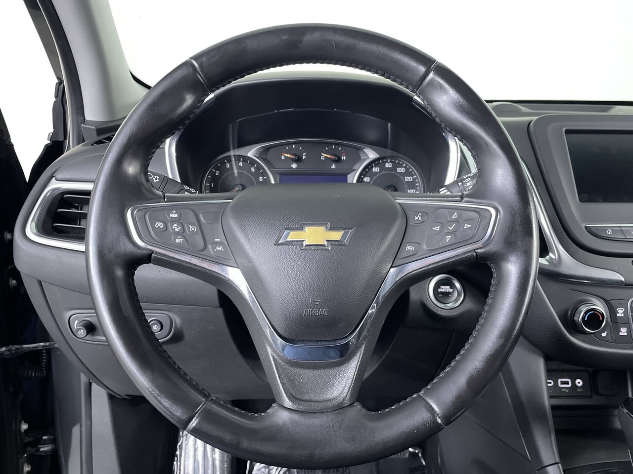Used 2020 Chevrolet Equinox LT AWD/4WD image 15