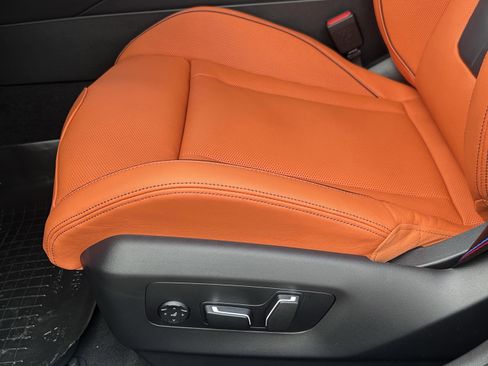 New 2026 BMW M5 w/ Executive Package image 17