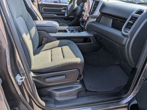 Certified 2025 RAM 1500 Big Horn RWD image 34