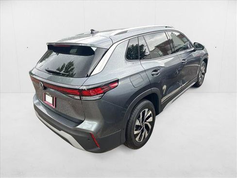 New 2025 Volkswagen Tiguan S image 5